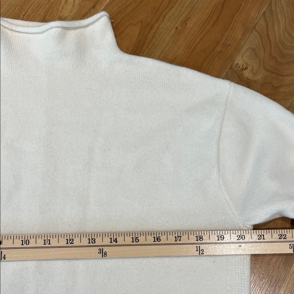 Moth Soft Cream mock neck Knit tunic length Sweater size S - Picture 10 of 11